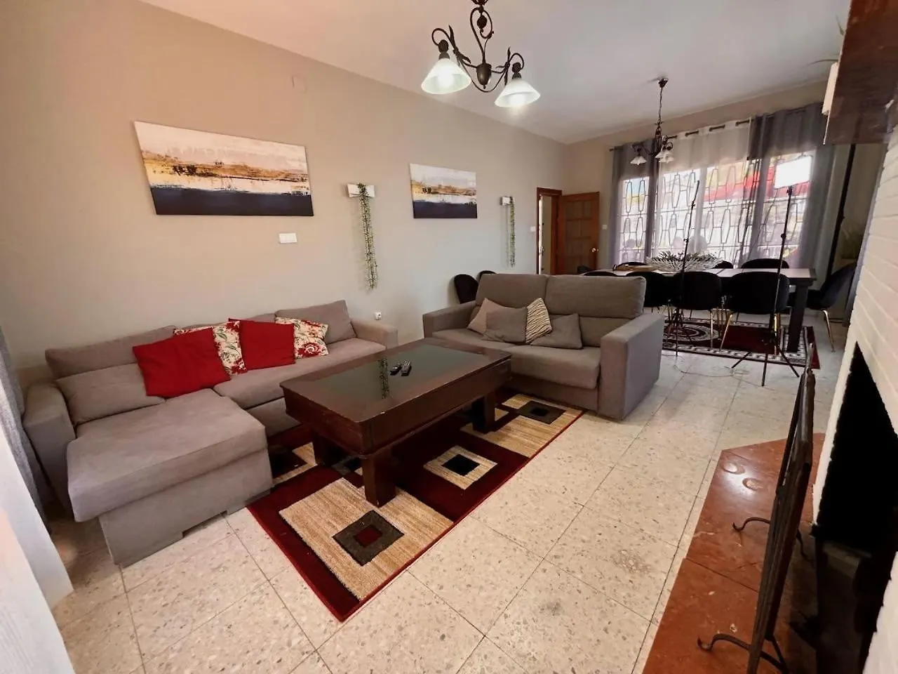 Casa Familiar Alhaurin De La Torre Con Jacuzziヴィラ 0*,  スペイン